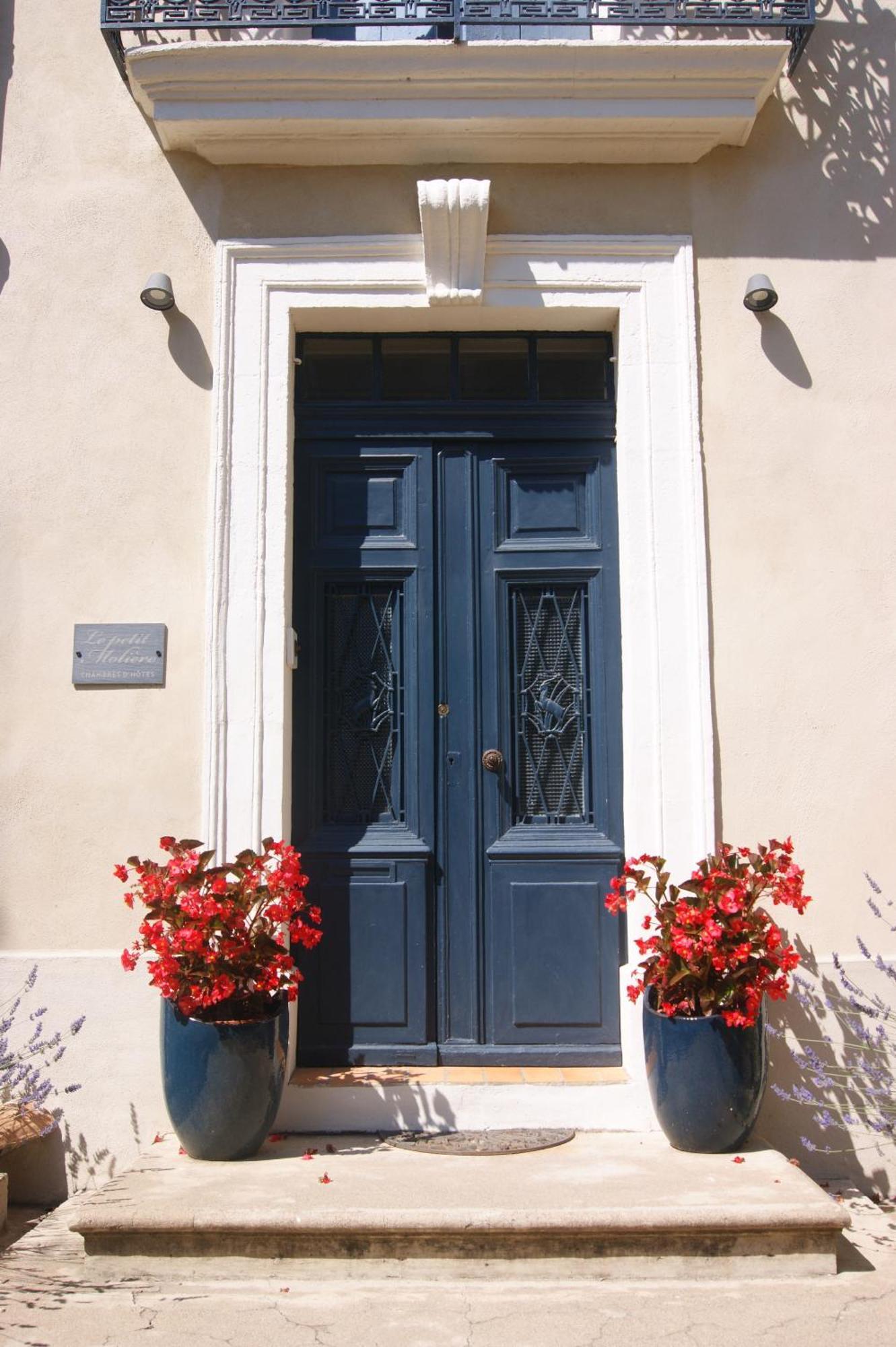 Le Petit Moliere Bed & Breakfast Servian Екстериор снимка